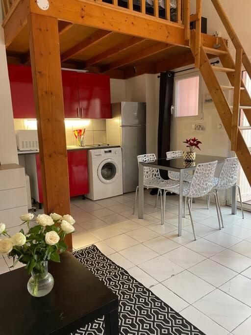 Appartement Charmant Duplex + Terrasse A 5 Min Du Centre D'Aix à Aix-en-Provence Extérieur photo