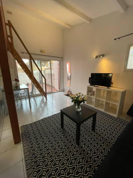 Appartement Charmant Duplex + Terrasse A 5 Min Du Centre D'Aix à Aix-en-Provence Extérieur photo